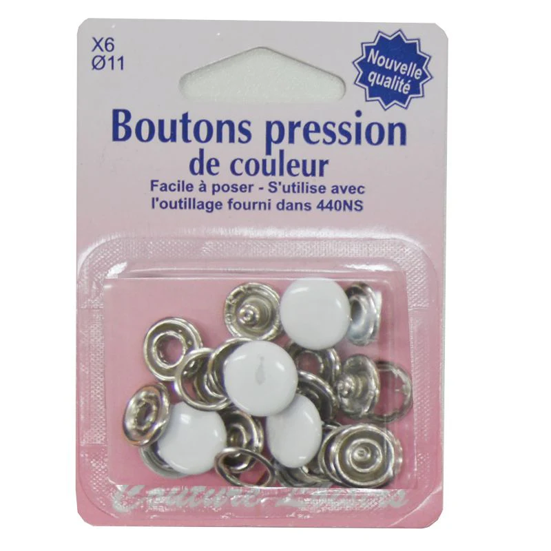 Boutons pression de couleur blanc