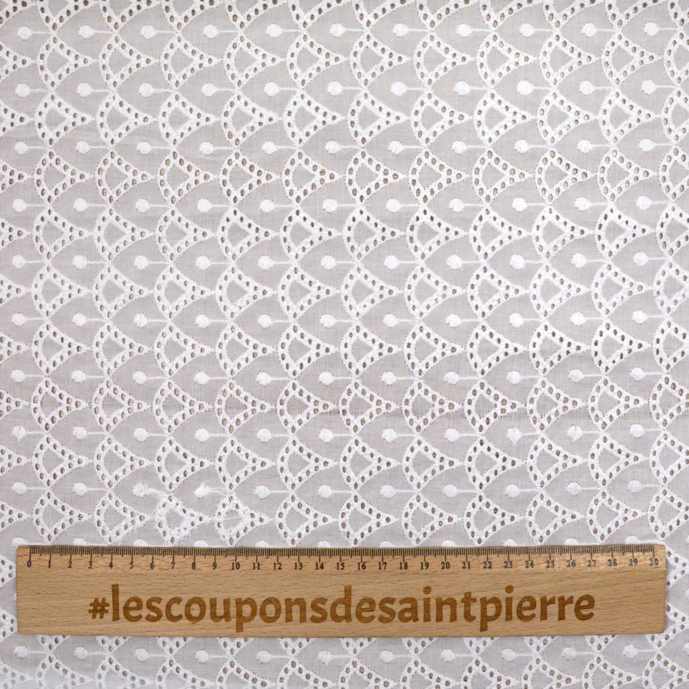 Broderie anglaise Erade - Image 3