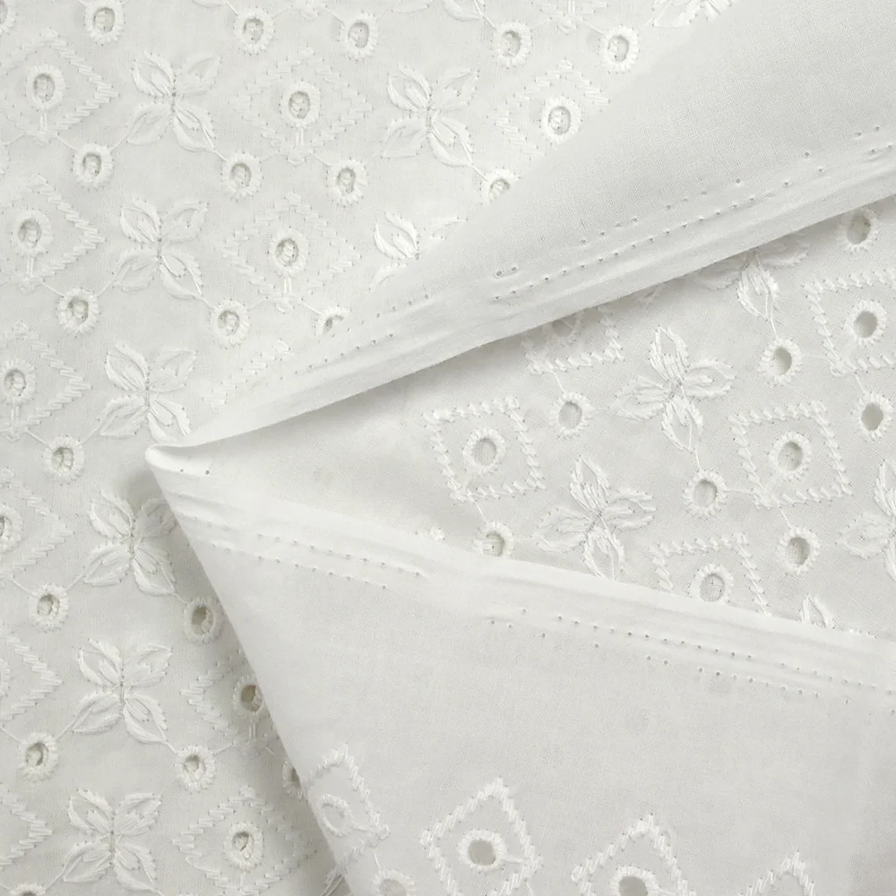 Broderie anglaise Hilda blanc cassé - Image 6
