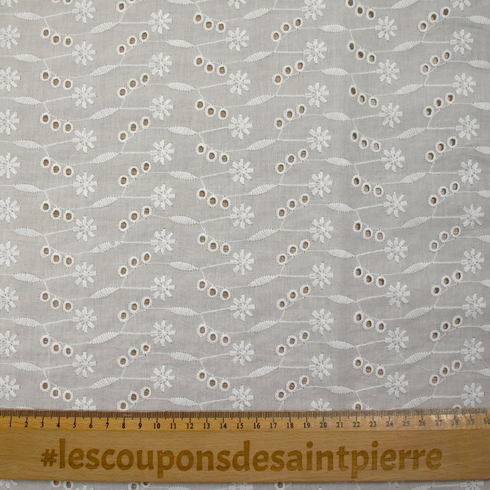 Broderie anglaise Johanna blanc cassé - Image 3