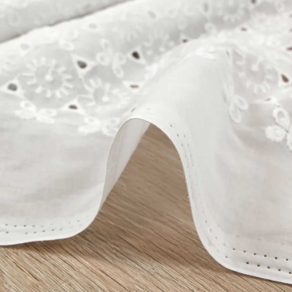 Broderie anglaise Ludmila blanc cassé - Image 7