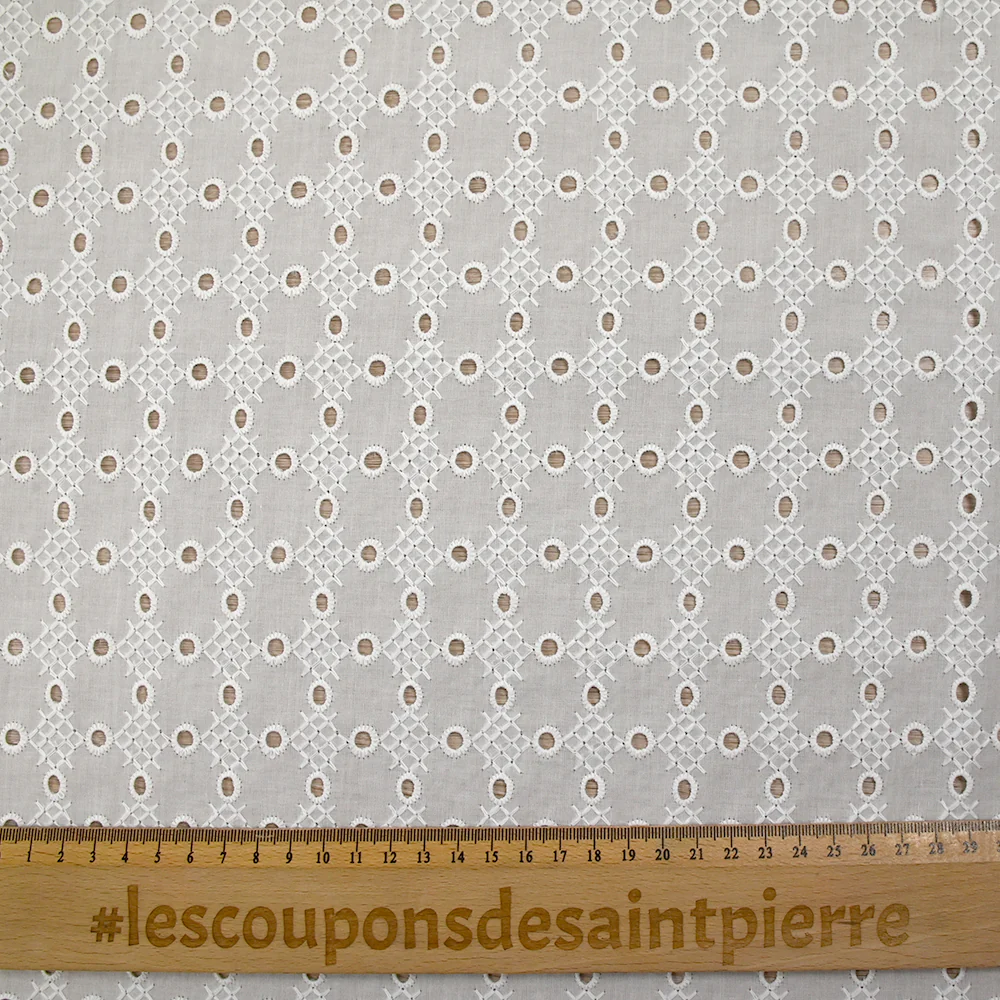 Broderie anglaise Lyra blanc cassé - Image 3