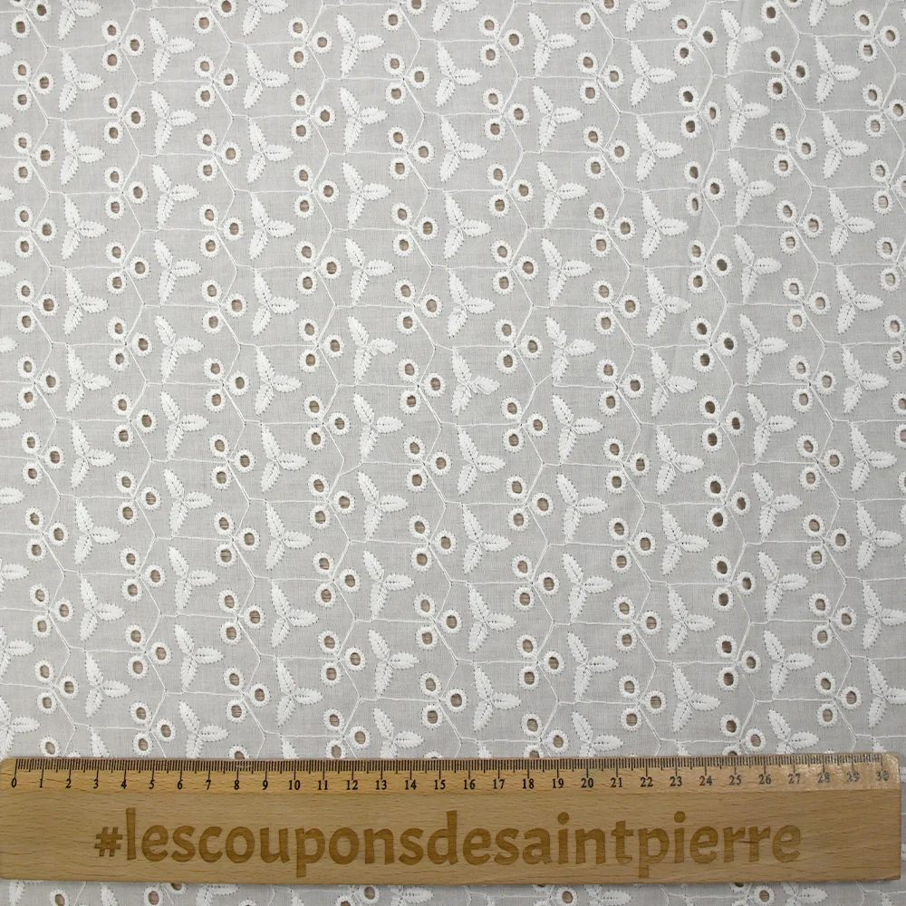 Broderie anglaise Maeve blanc cassé - Image 3
