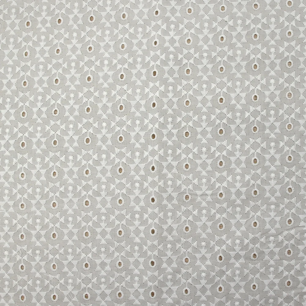Broderie anglaise Rhona blanc cassé