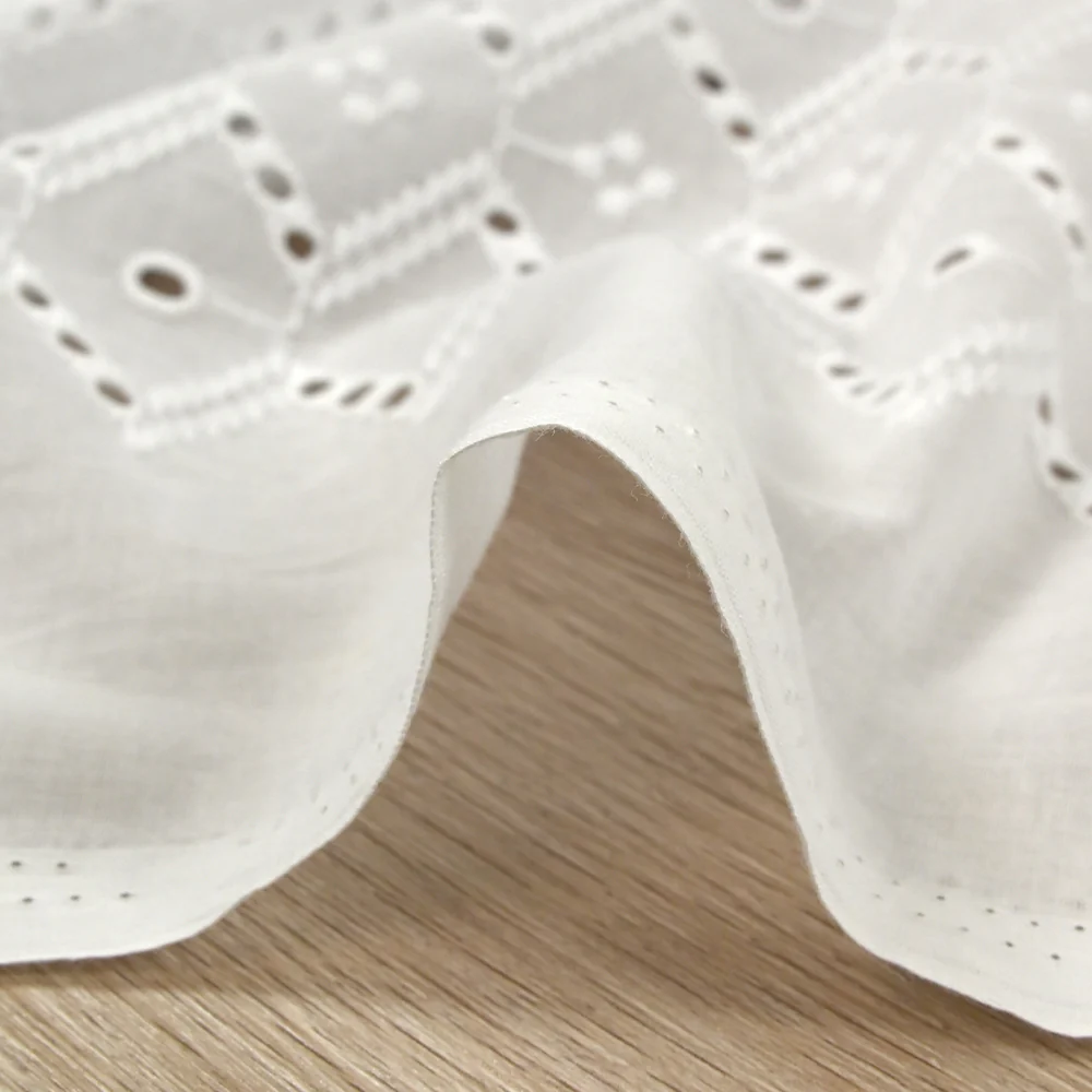 Broderie anglaise Tara blanc cassé - Image 7