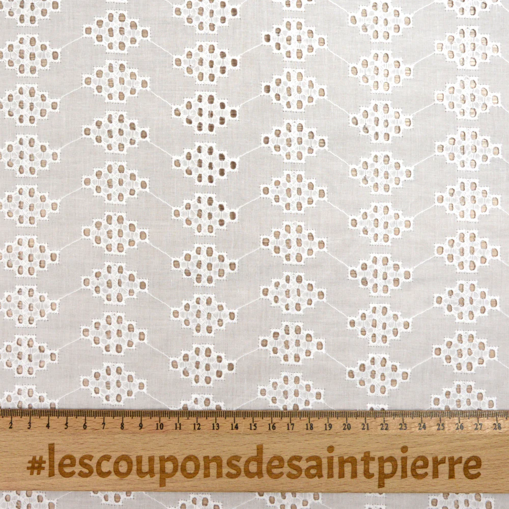 Broderie anglaise Zena - Image 3