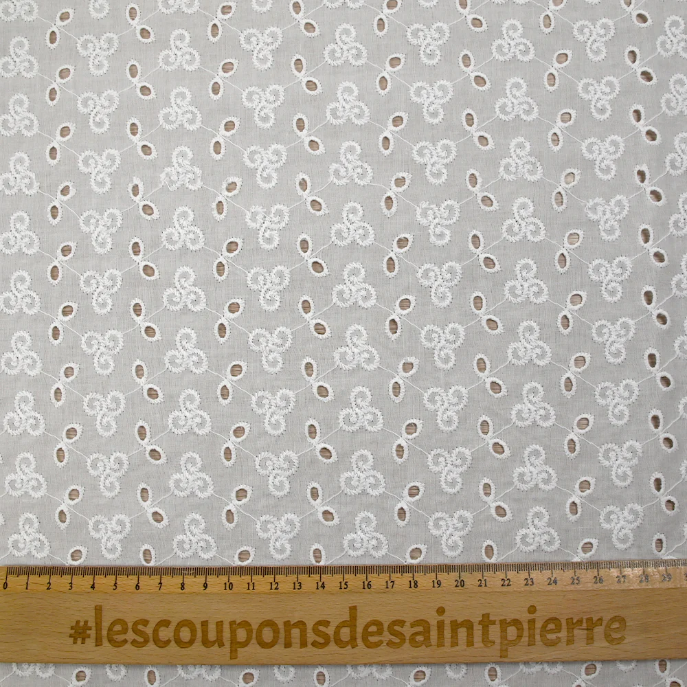 Broderie anglaise Zora blanc cassé - Image 3