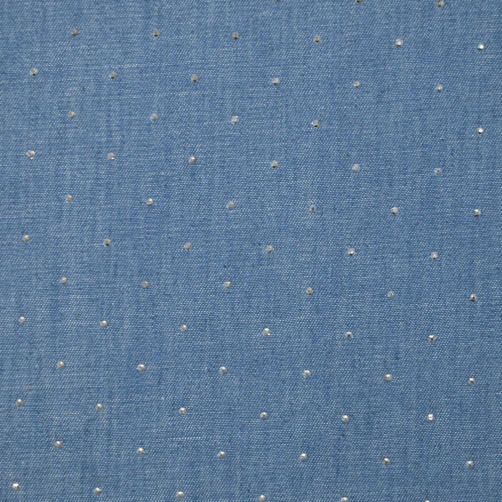 Chambray de coton orné de strass fond bleu denim - Image 5