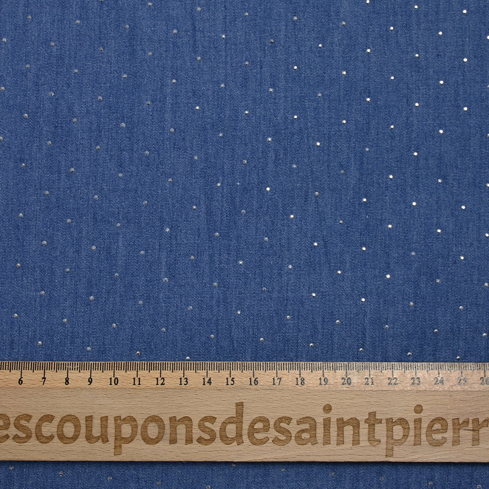 Chambray de coton orné de strass fond bleu moyen - Image 3