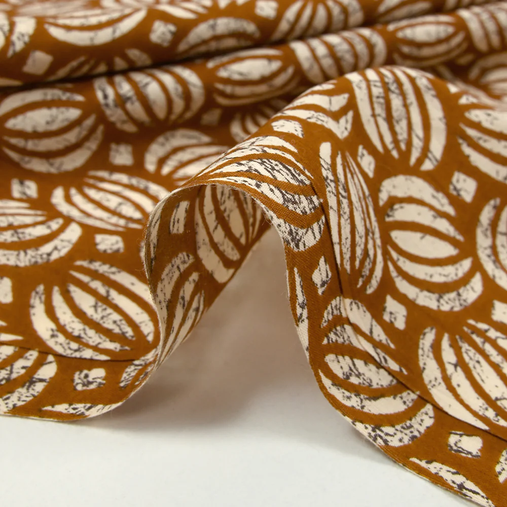 Coton batik imprimé Ghaziabad fond camel - Image 6
