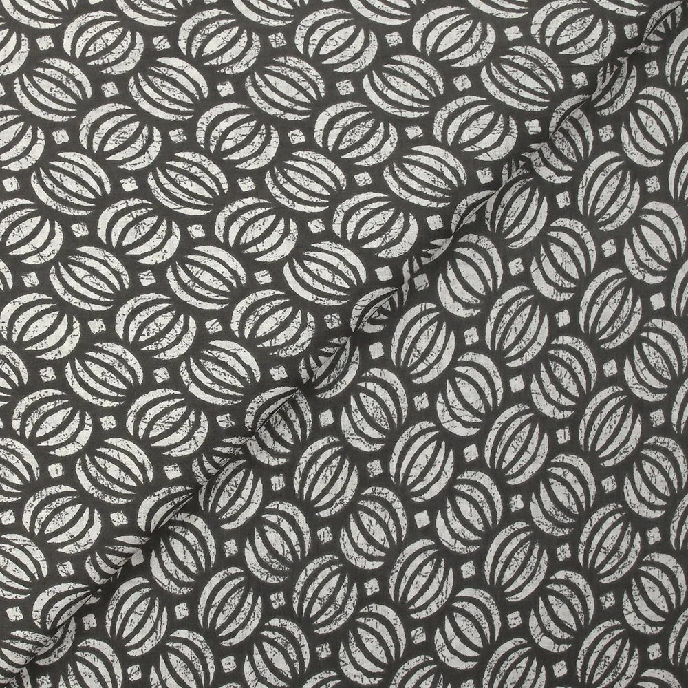 Coton batik imprimé Ghaziabad fond gris - Image 4
