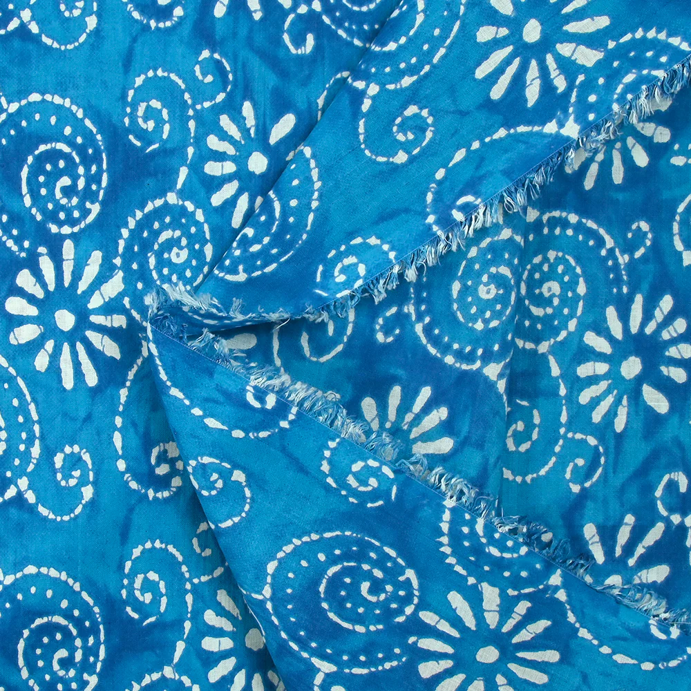 Coton batik imprimé Udaipur fond bleu azur - Image 5