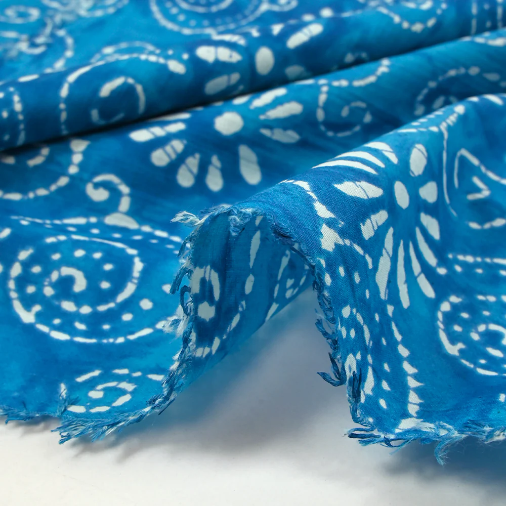 Coton batik imprimé Udaipur fond bleu azur - Image 6