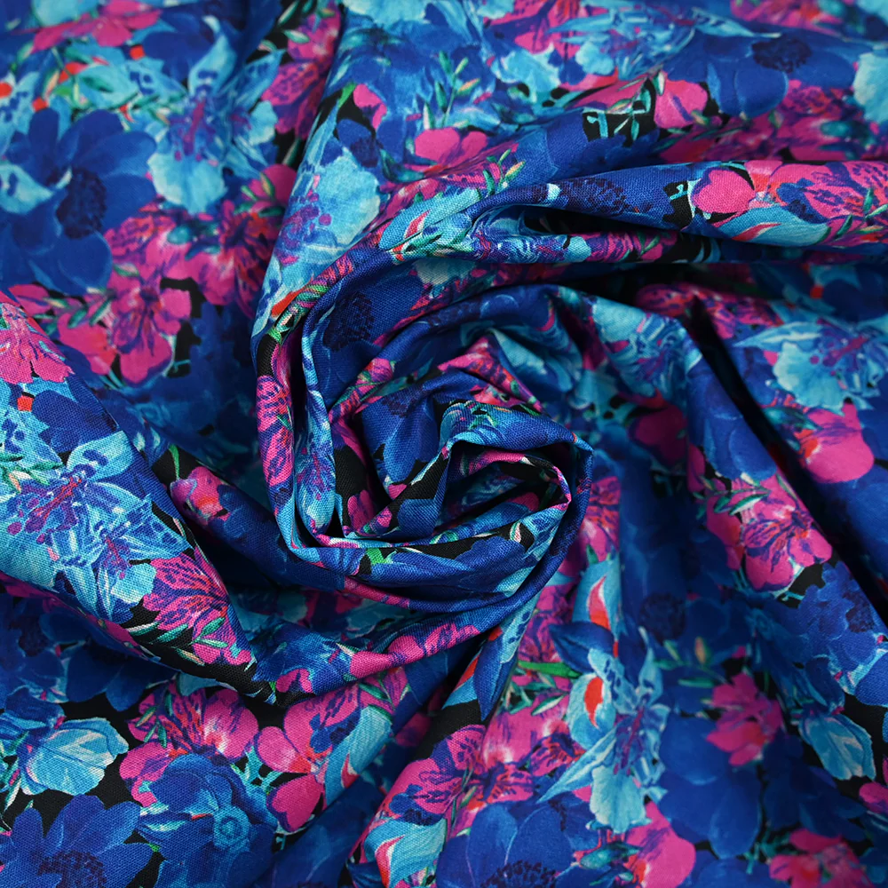 Coton imprimé bouquet flamboyant bleu fond noir - Image 2