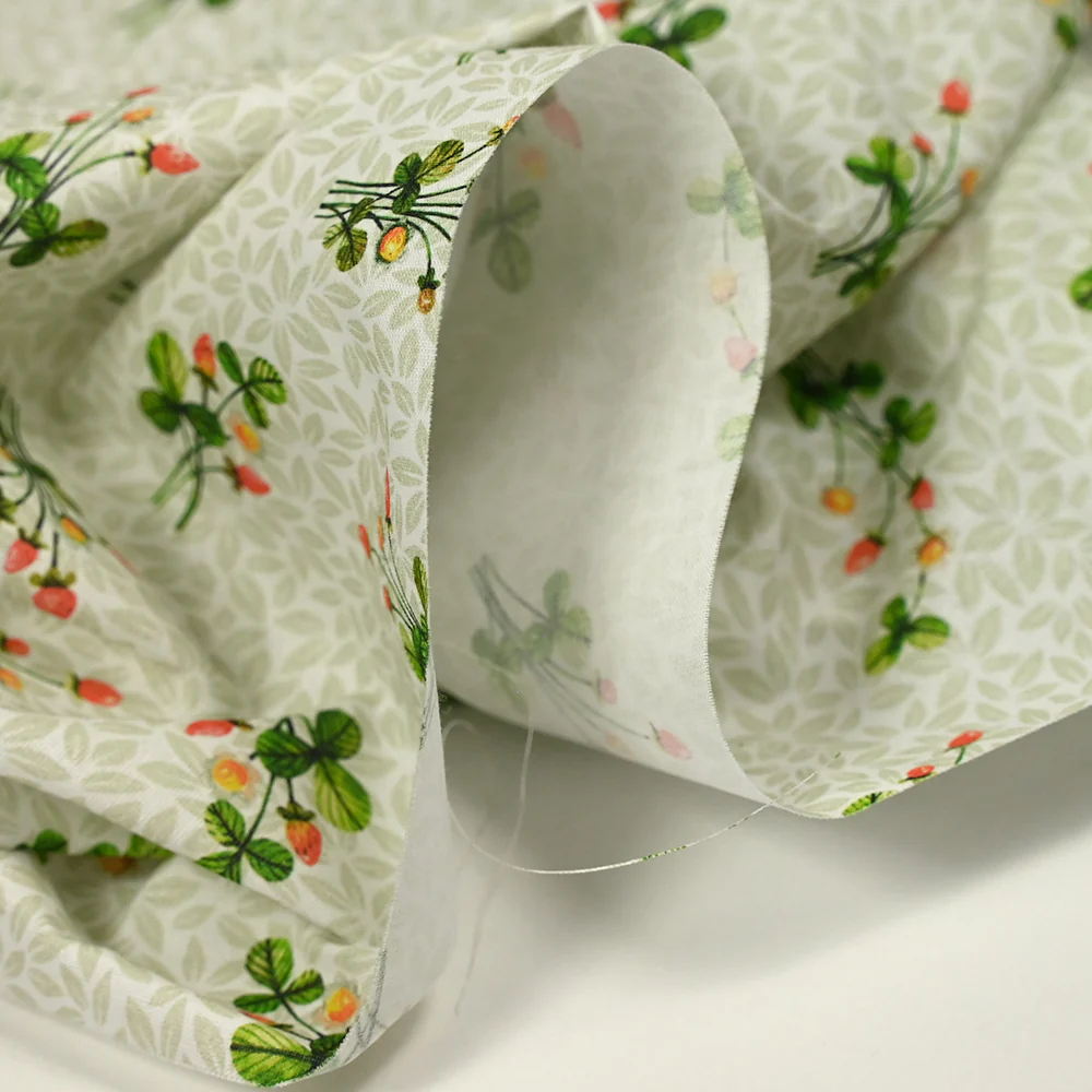 Coton imprimé bouquets en fraise vert et blanc - Image 5