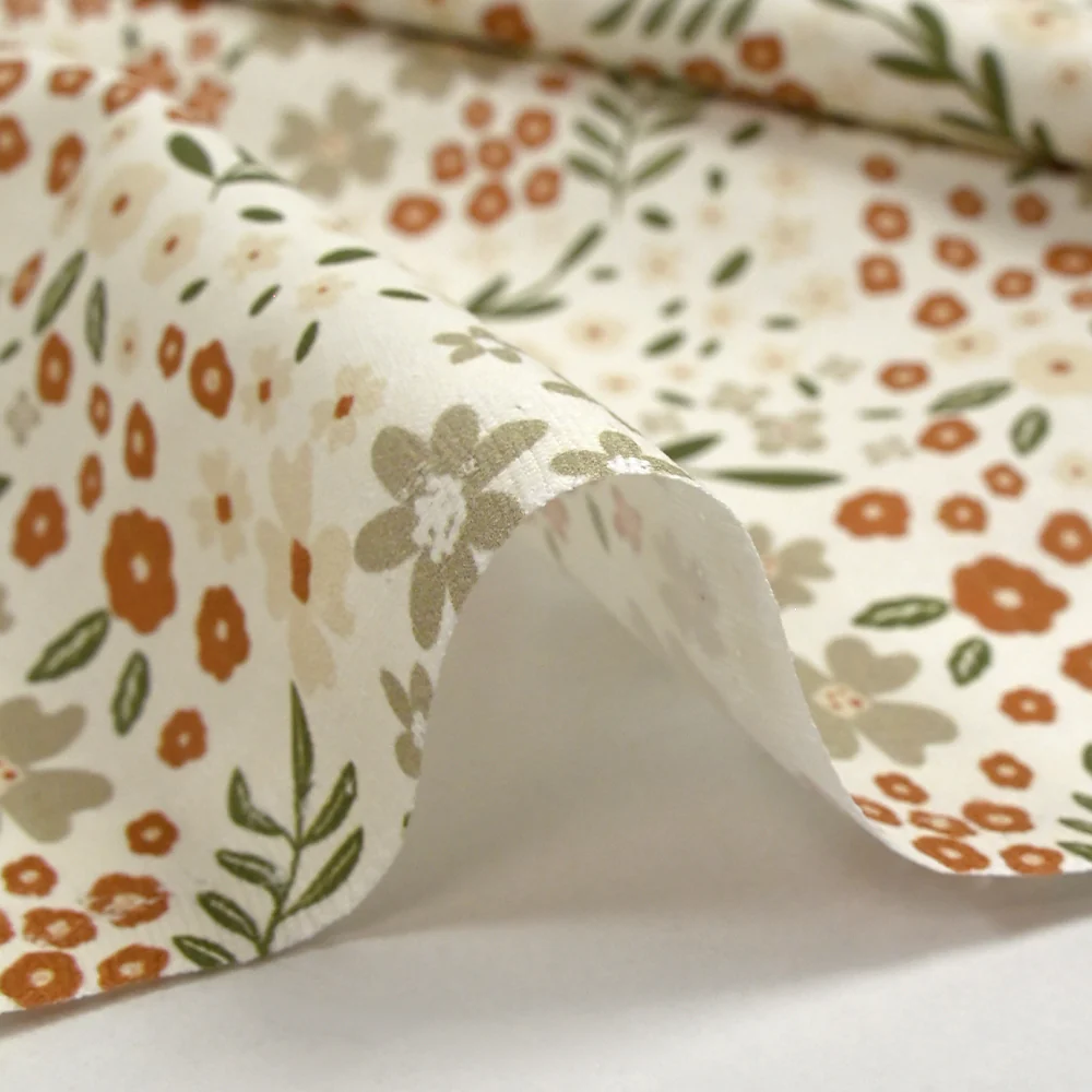Coton imprimé les fleurs d'Ilona fond blanc cassé - Image 6