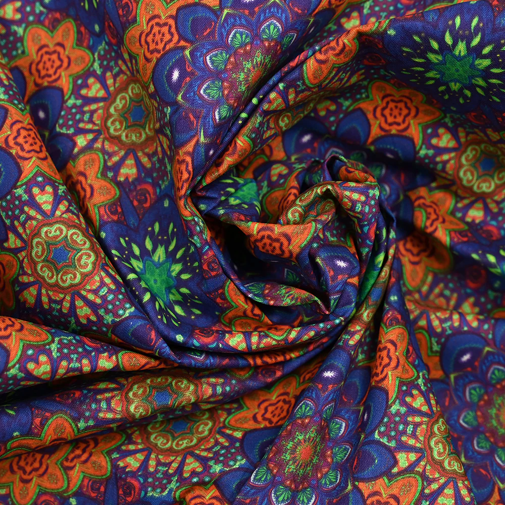 Coton imprimé mandala indigo, vert et orange - Image 2