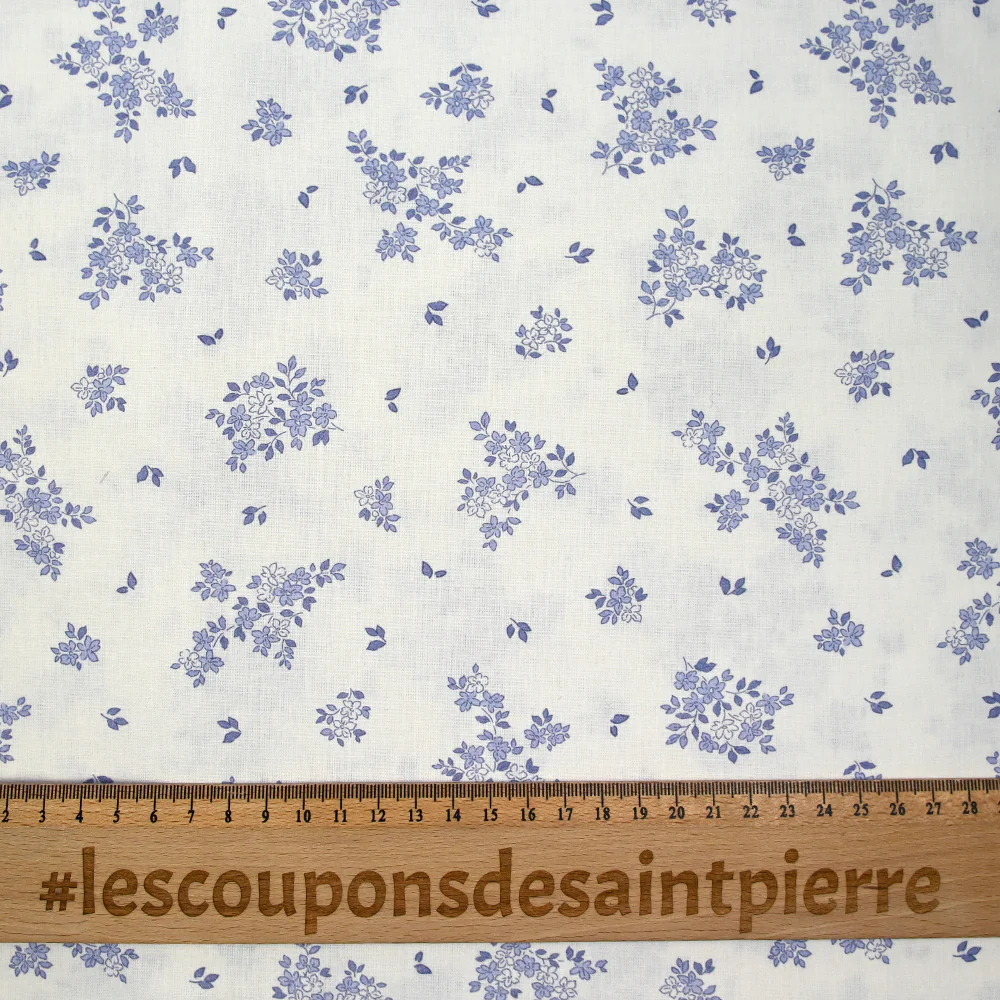 Coton imprimé petite brousse bleu fond blanc - Image 3