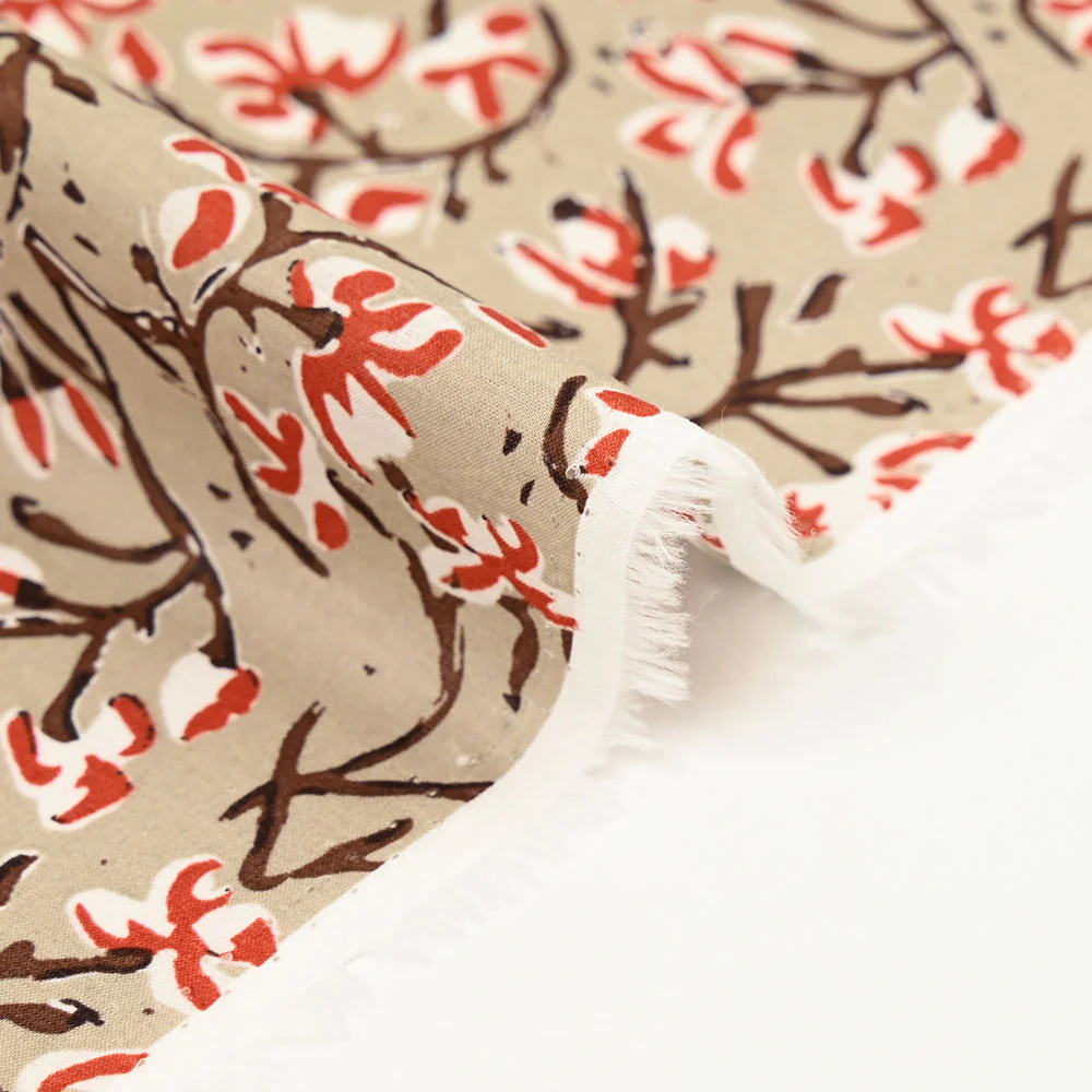 Coton indien imprimé branche et fleur brique fond taupe - Image 5