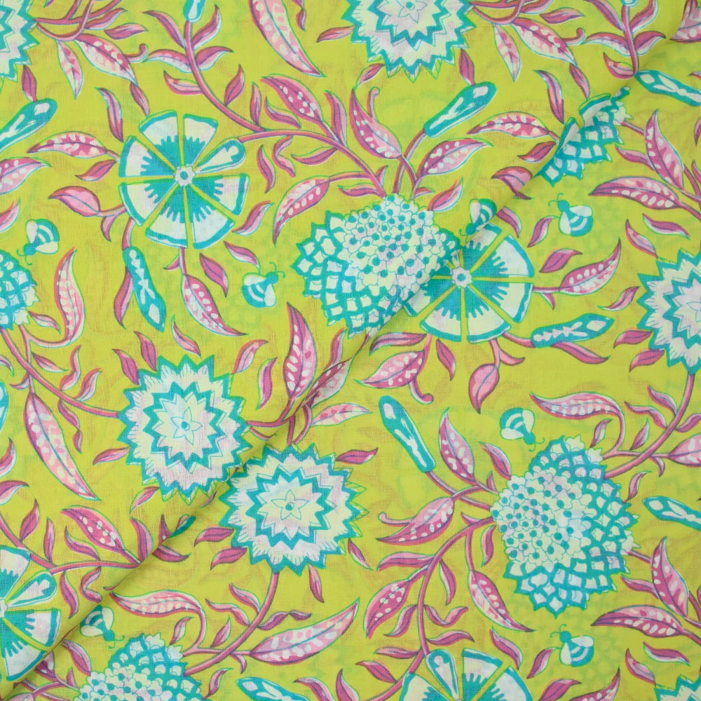 Coton indien imprimé fleurs de porcelaine turquoise fond vert anis - Image 5