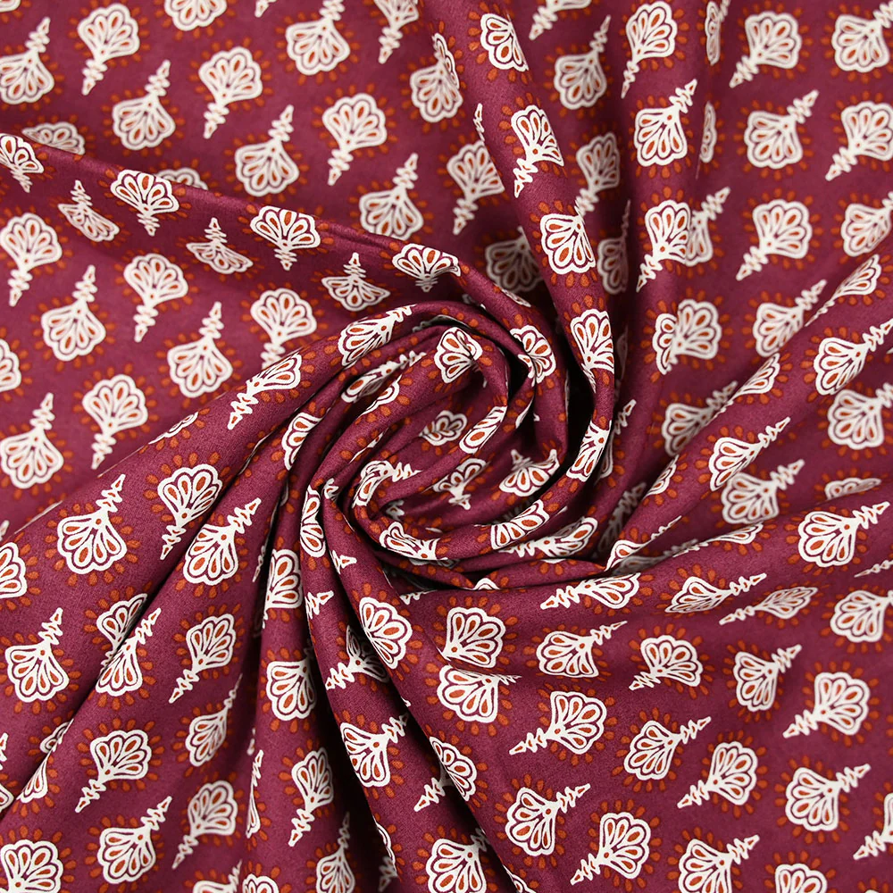Coton indien imprimé Vamika ornements blanc fond rouge amarante - Image 2