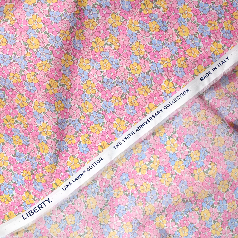 Coton liberty ® 150th Sadie Rose, bleu, jaune et rose au mètre - Image 4