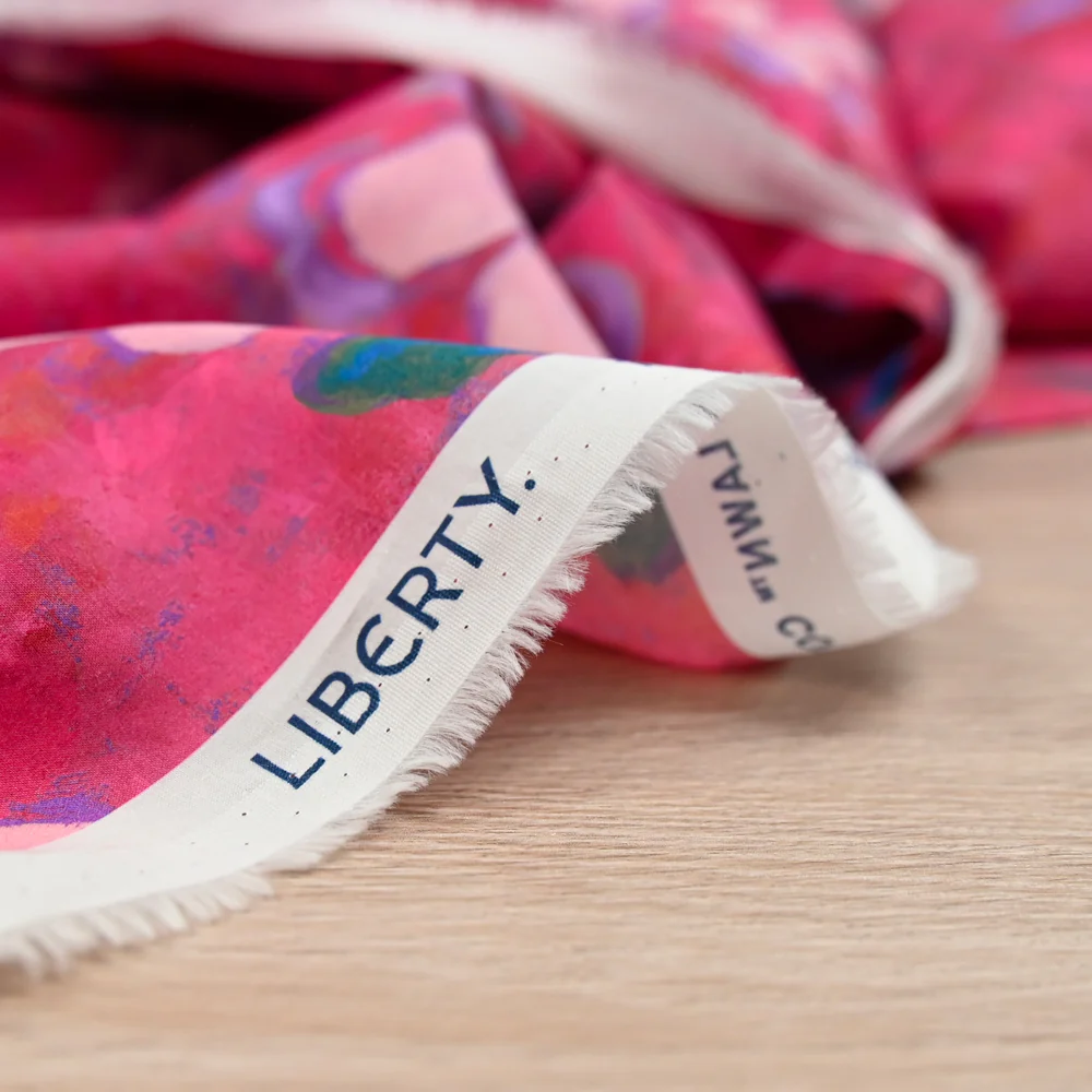 Coton liberty ® Artist Muse fuchsia au mètre - Image 6
