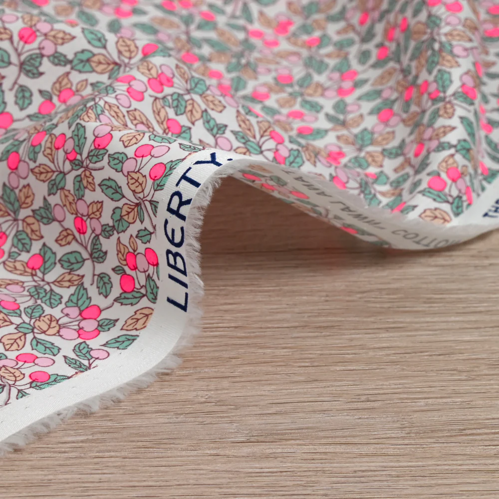 Coton liberty ® 150th Colleen's Orchard rose fluo au mètre - Image 6