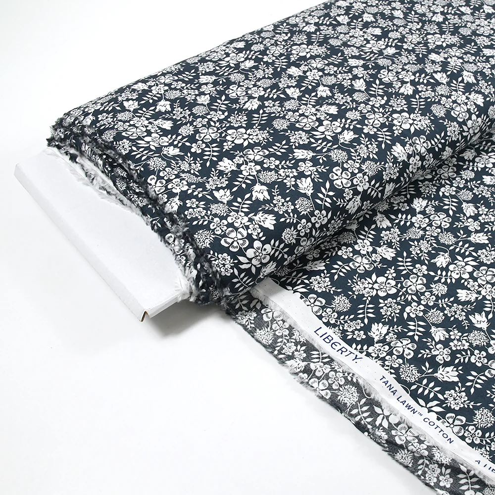 Coton liberty ® Edenham bleu nuit au mètre - Image 3