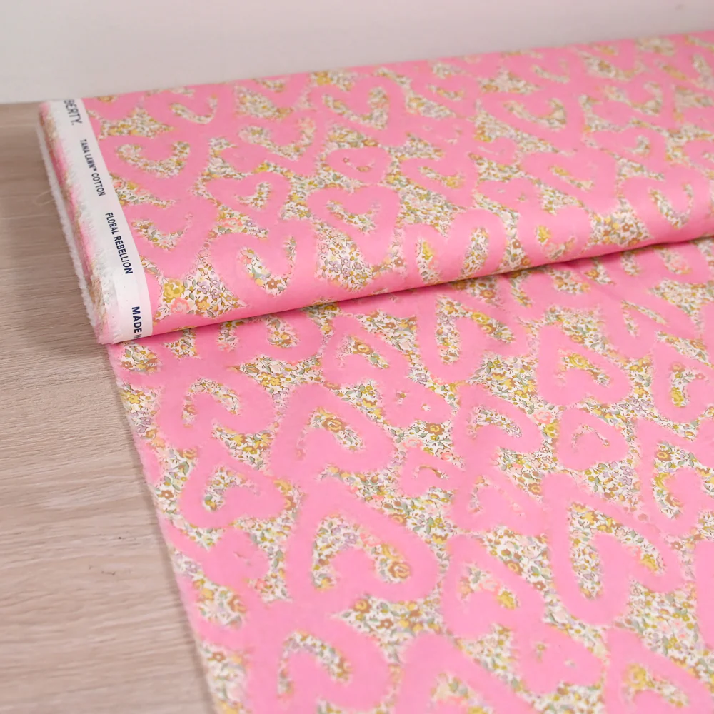Coton liberty ® Leontyne Love Emma and Georgina rose au mètre - Image 2