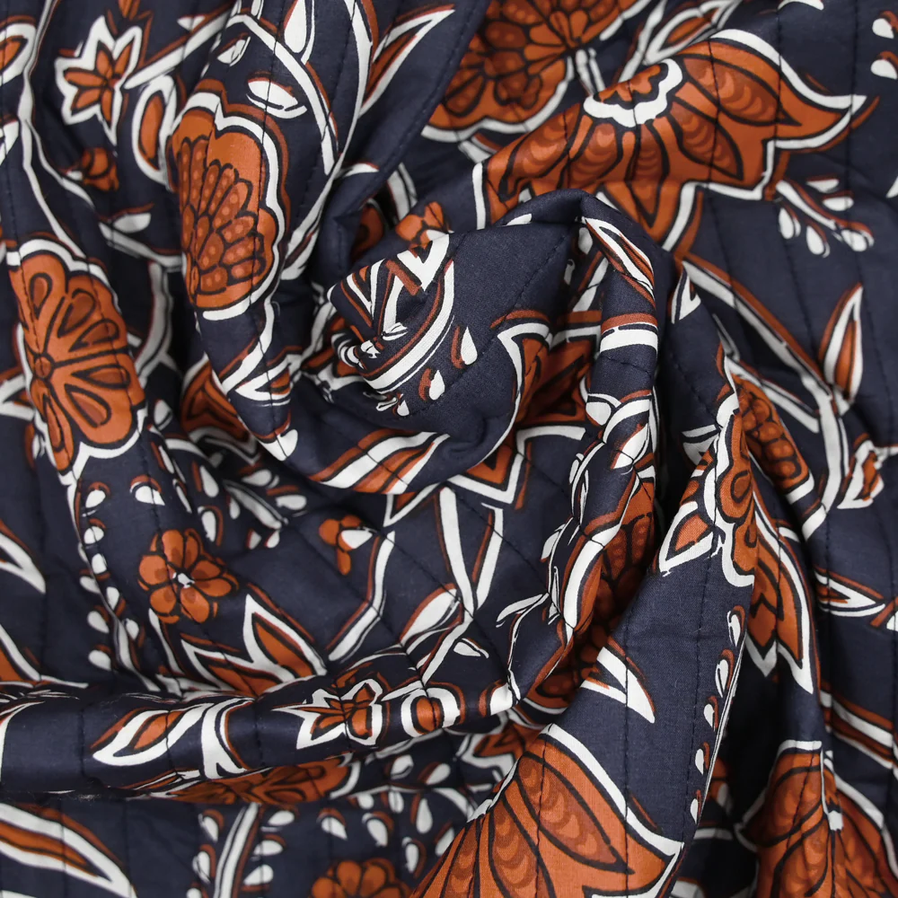 Coton matelassé double face empreinte marine et marron au mètre - Image 6
