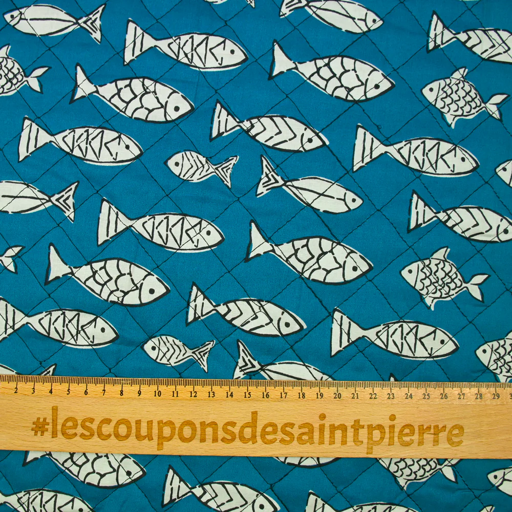 Coton matelassé double face poisson bleu et marine au mètre - Image 3