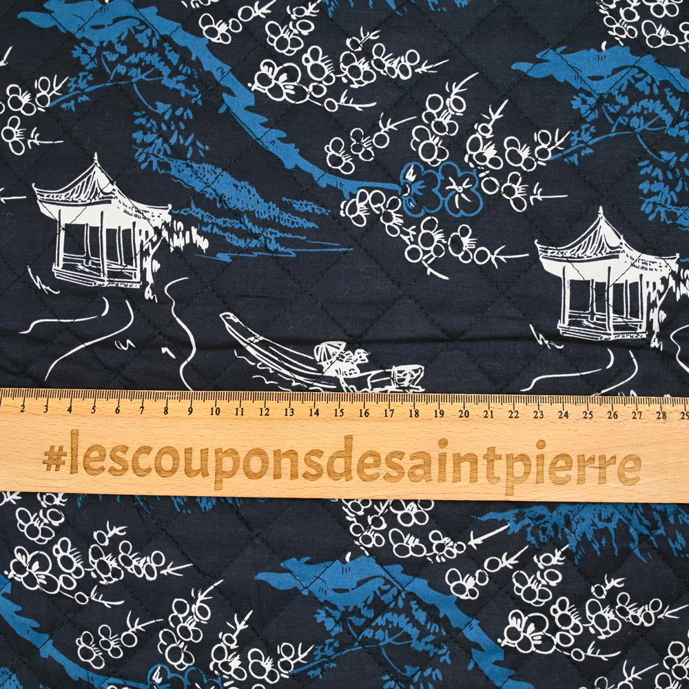 Coton matelassé double face poisson bleu et marine au mètre - Image 5
