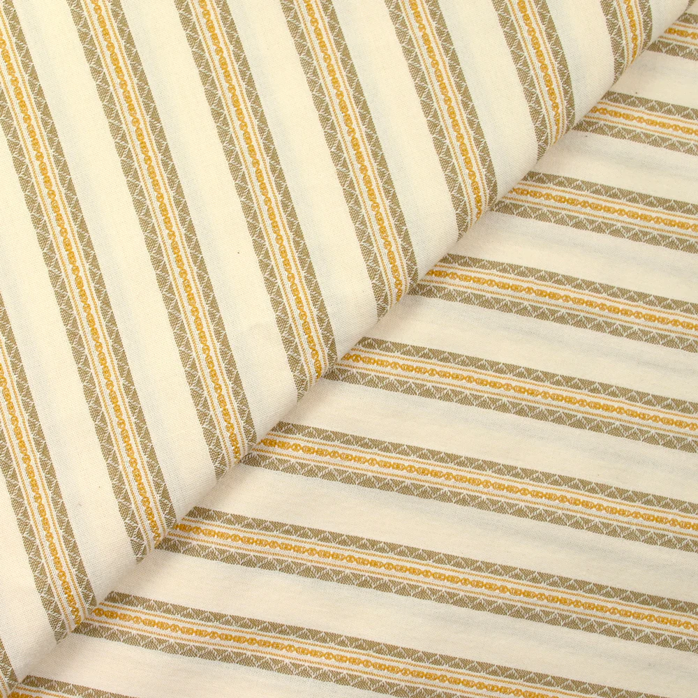 Coton tissé-teint rayé brodé fond ficelle