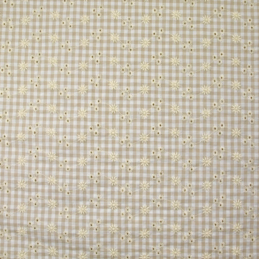 Coton Vichy brodé fond grège - Image 4