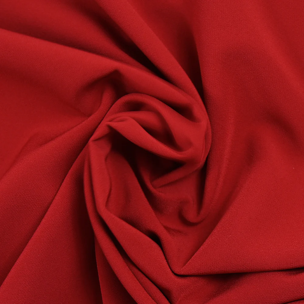 Crêpe de polyester rouge fraise - Image 2