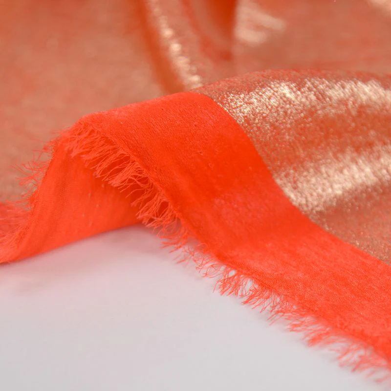 Crêpe irisé doré fond orange - Image 2