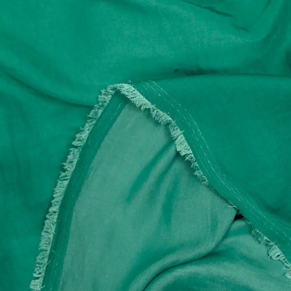 Crêpe satiné de polyester vert - Image 3