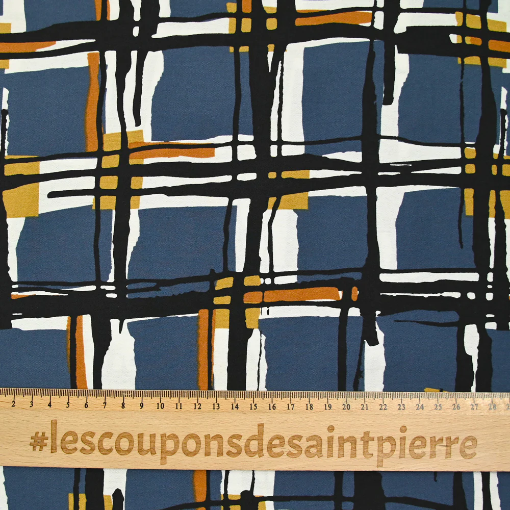 Crêpe viscose imprimé à carreaux fond bleu - Image 3