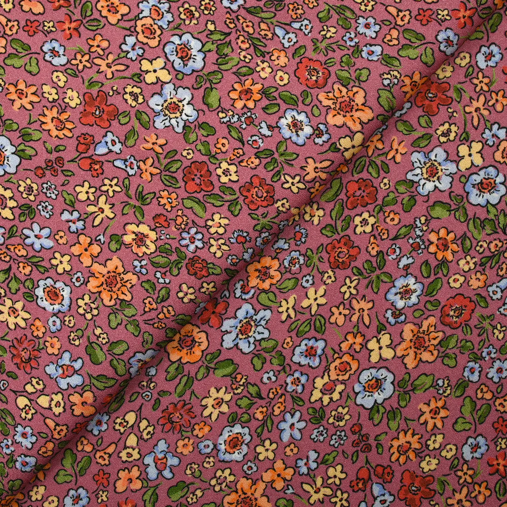 Crêpe viscose imprimé envolée florale fond cassis glacé - Image 4
