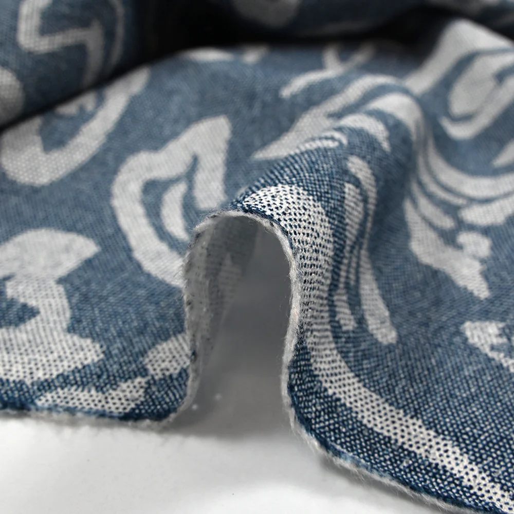 Crêpe viscose imprimé pointillisme animal bleu denim - Image 6