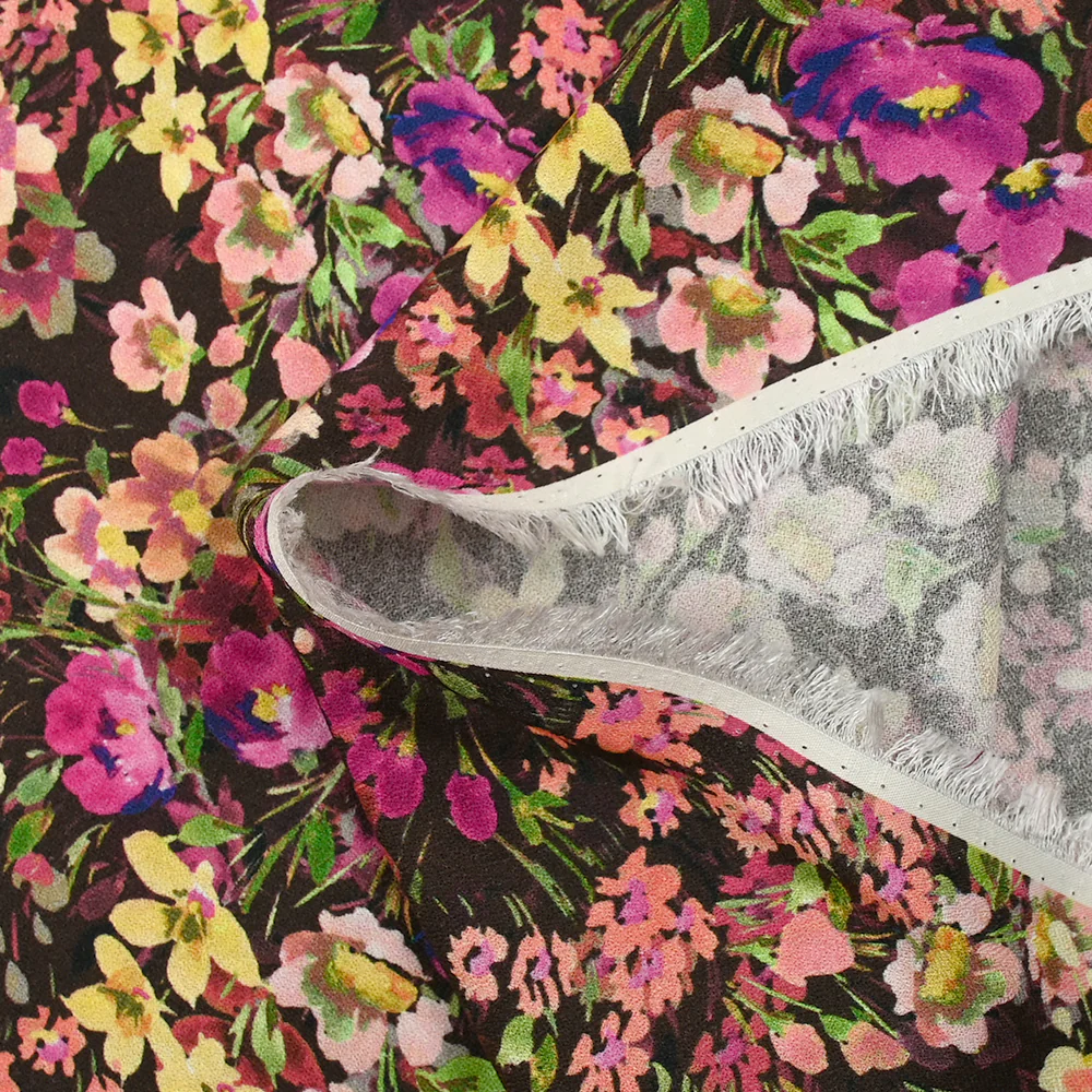 Crêpe viscose imprimé printemps en fleurs fond marron - Image 5