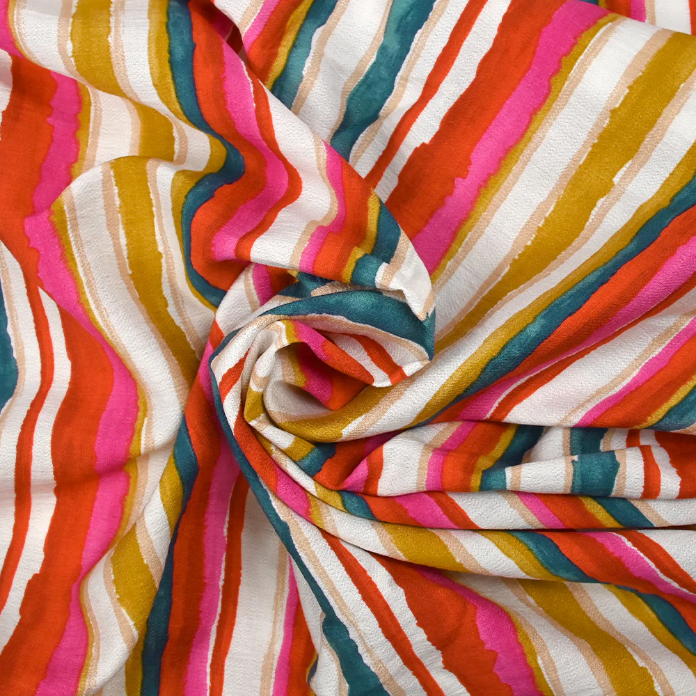 Crêpe viscose imprimé rayures en couleur fond blanc - Image 2