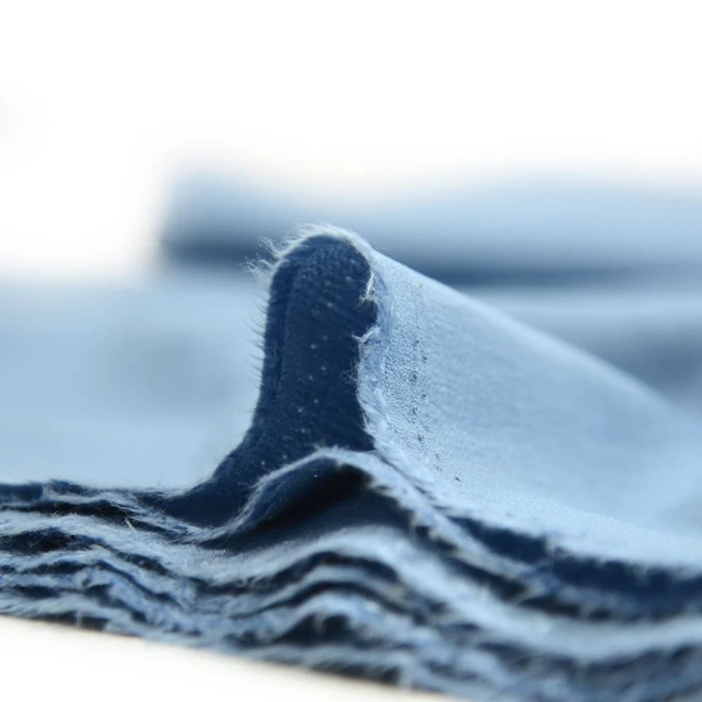 Crêpe viscose Lily bleu barbeau - Image 4