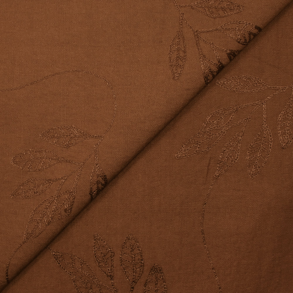 CrĂȘpe viscose Lily brodĂ© feuillage marron noisette - Image 5