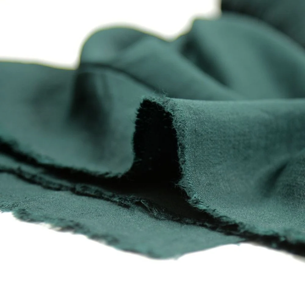 CrĂȘpe viscose Lily vert bouteille - Image 4