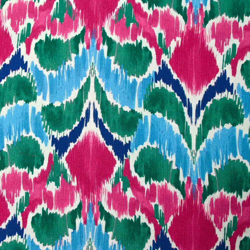 Crépon viscose imprimé reflet magenta et bleu