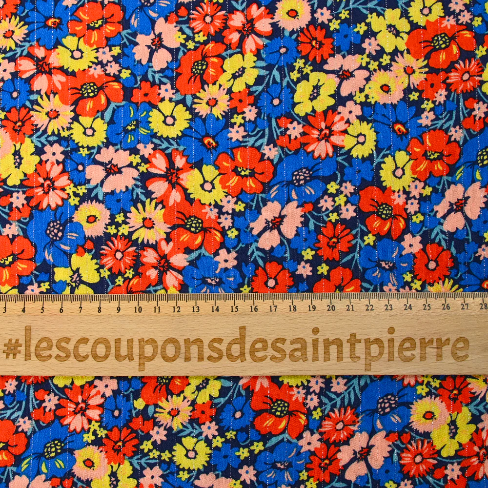 Crépon viscose rayé lurex argent Camellia bleu et rouge fond marine - Image 3