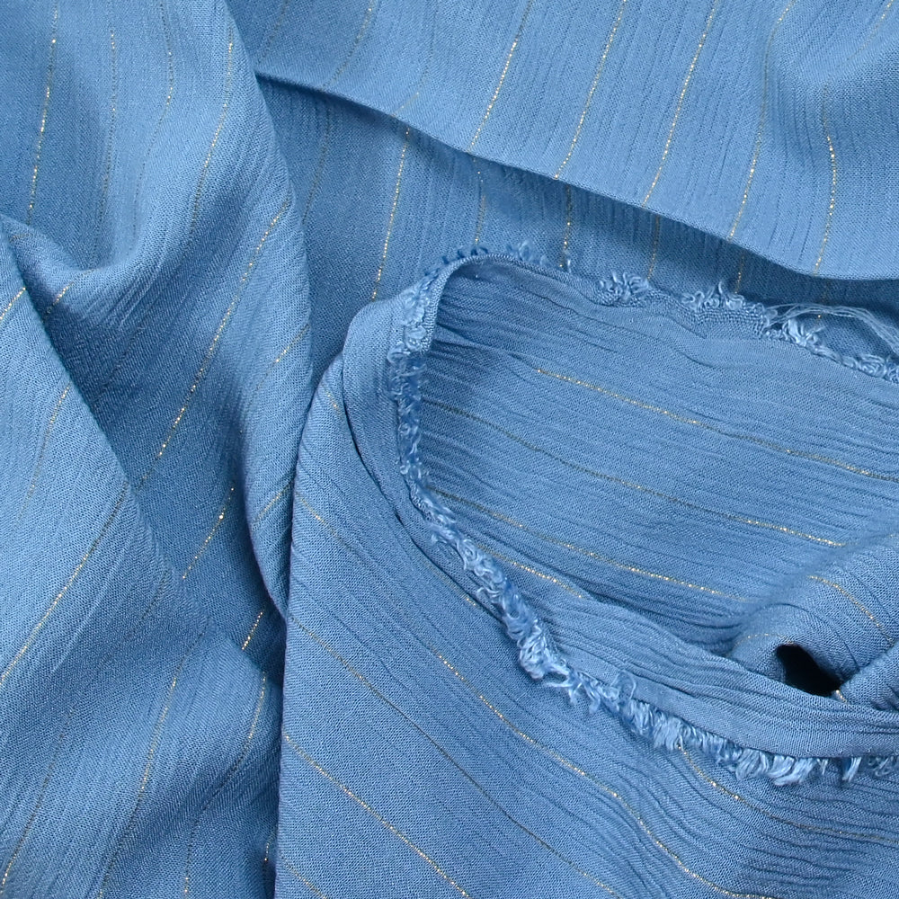 Crépon viscose rayé lurex doré fond bleu - Image 3