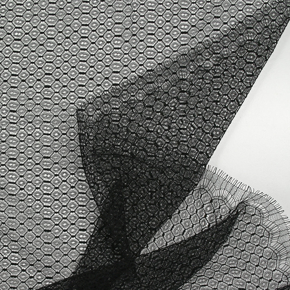 Dentelle de Calais® Calypia noir au mètre - Image 6